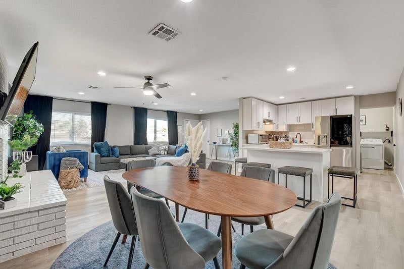 Furnished Finder property 472939_1 photo 11