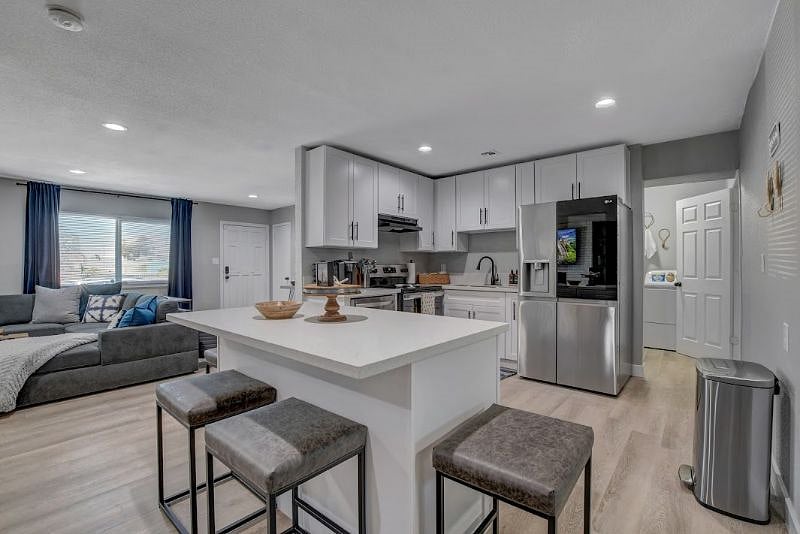 Furnished Finder property 472939_1 photo 10