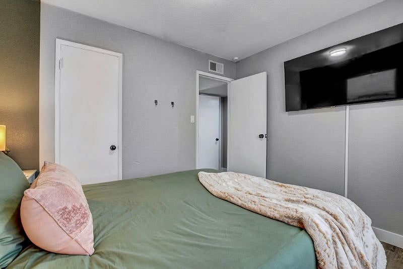 Furnished Finder property 472939_1 photo 45