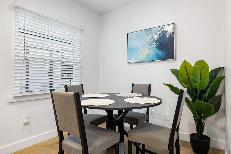 Furnished Finder property 473003_1 photo 8
