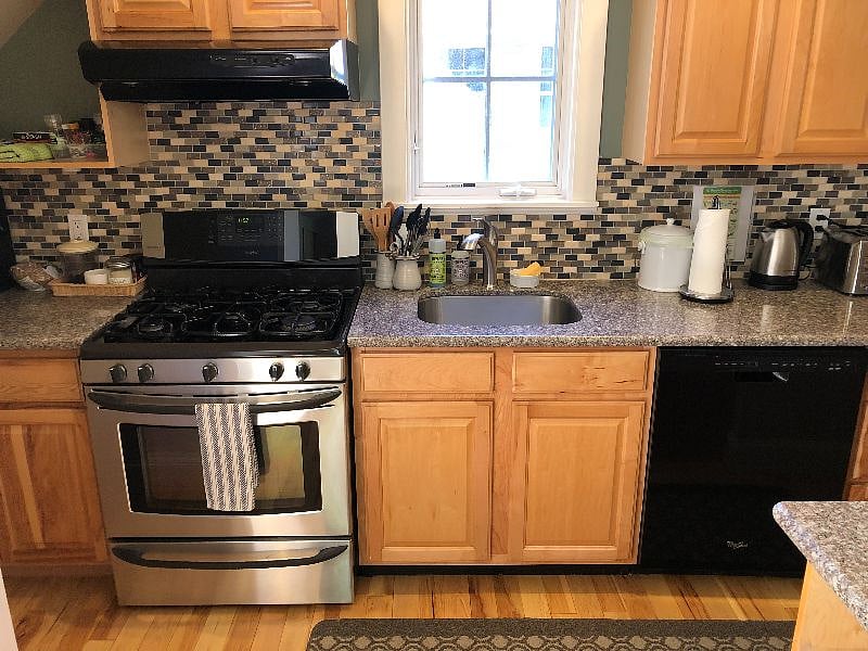 Furnished Finder property 473051_1 photo 3