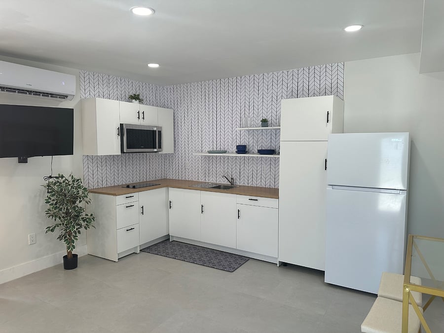 Furnished Finder property 473185_3 photo 11
