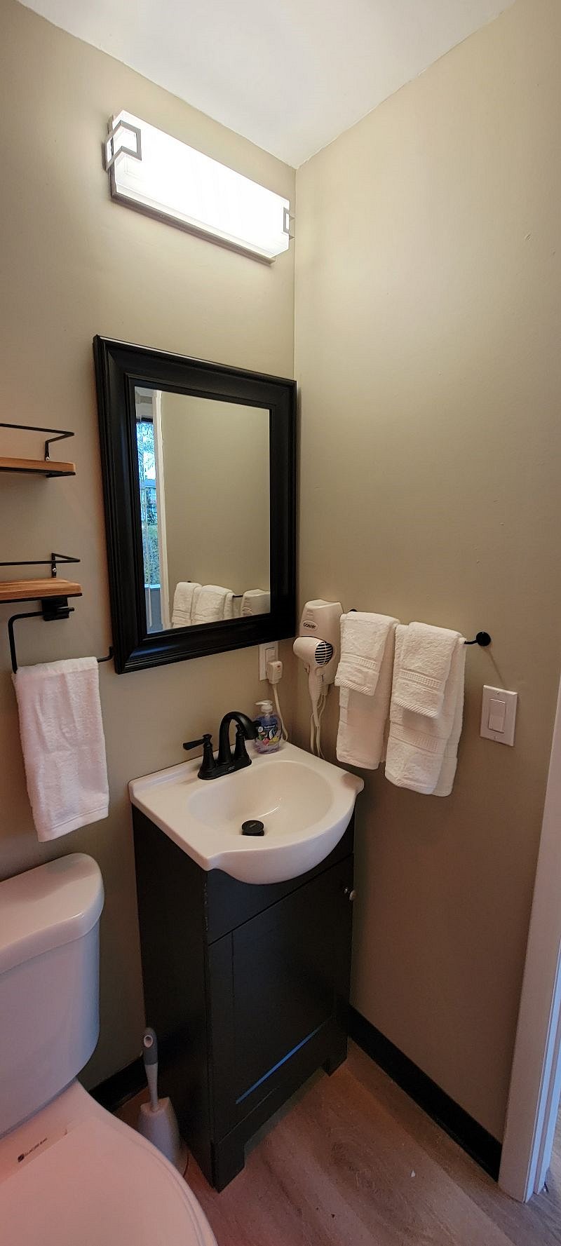 Furnished Finder property 473218_1 photo 4
