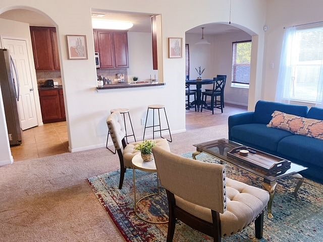 Furnished Finder property 473280_1 photo 3