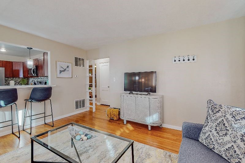 Furnished Finder property 473314_1 photo 8