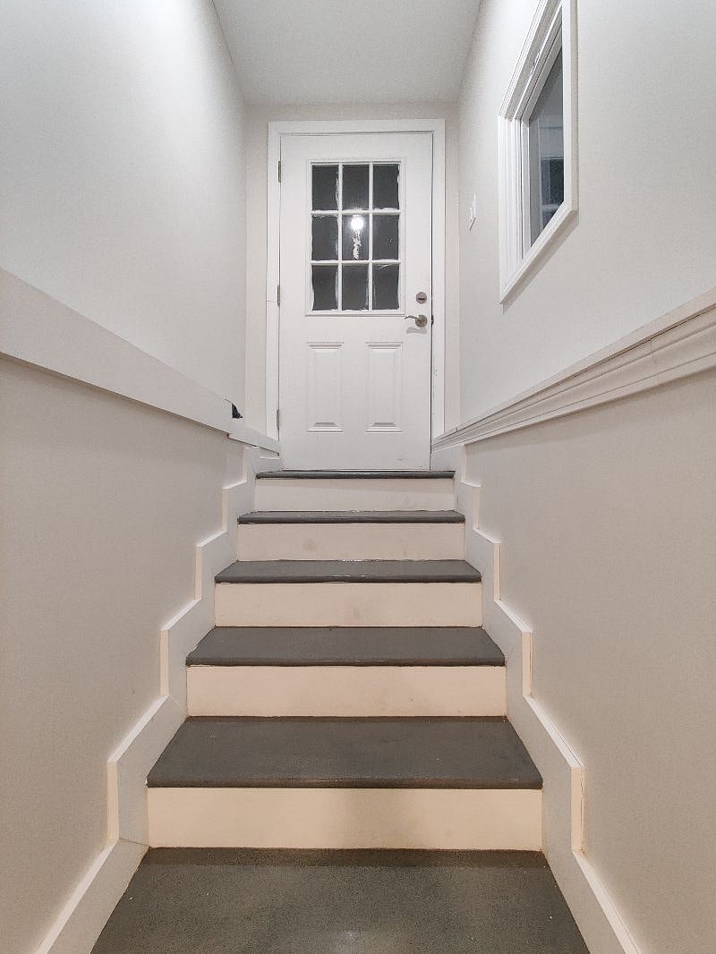 Private entrance at the rear of the house