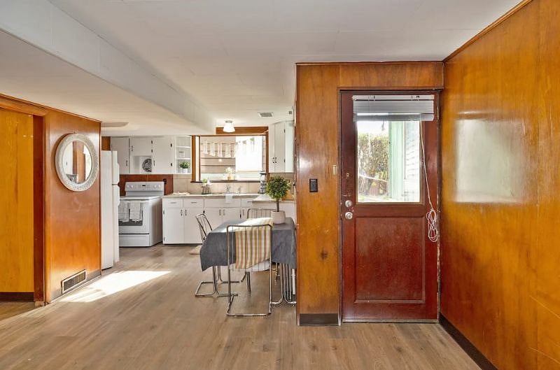Furnished Finder property 473488_1 photo 4
