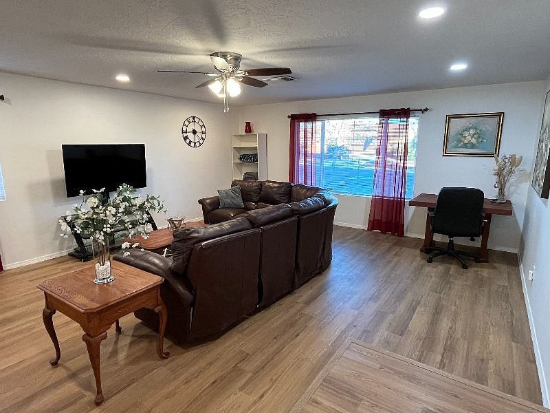 Furnished Finder property 473490_1 photo 7