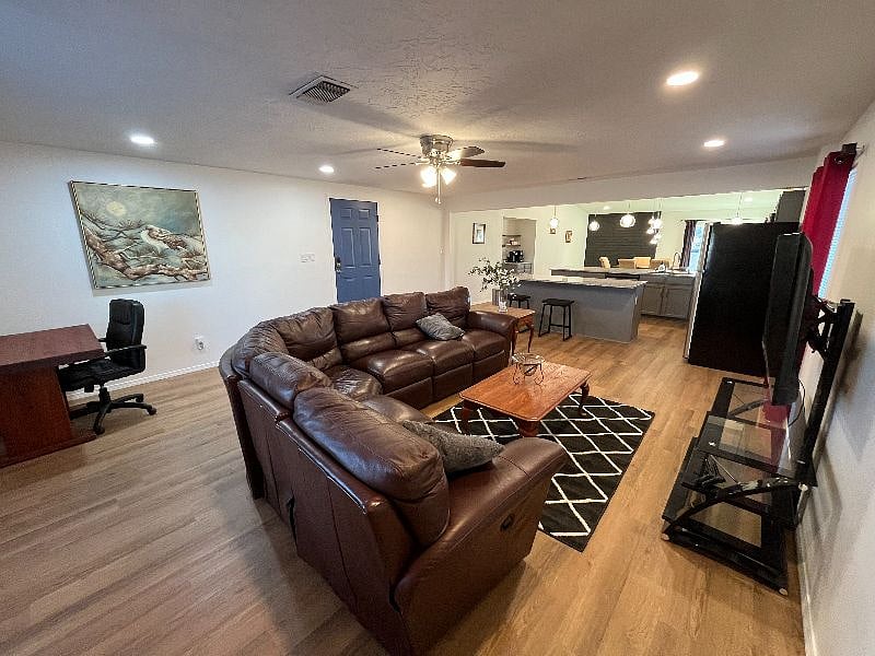 Furnished Finder property 473490_1 photo 10