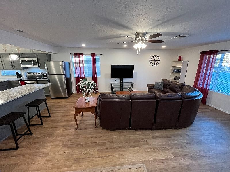 Furnished Finder property 473490_1 photo 11