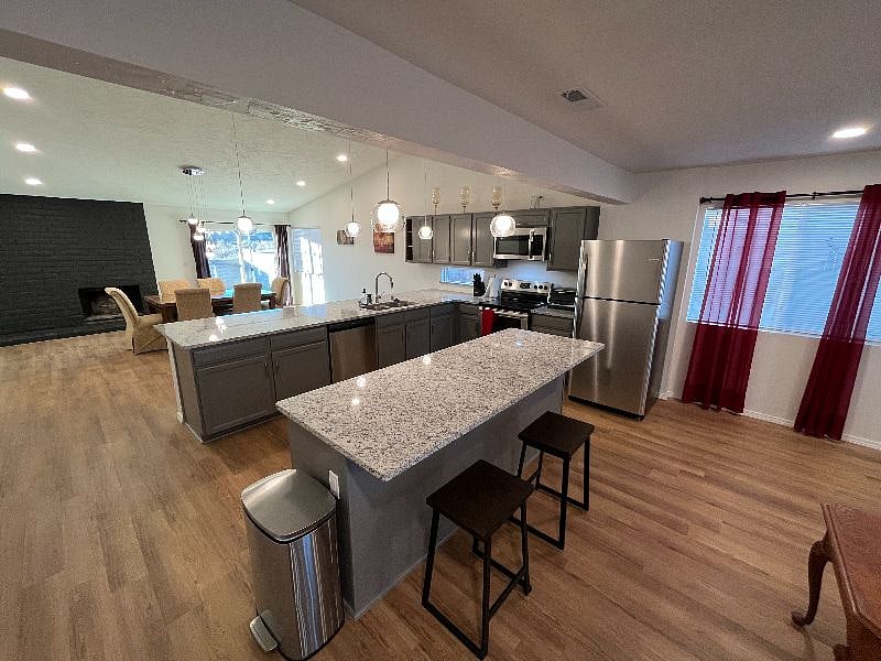 Furnished Finder property 473490_1 photo 13