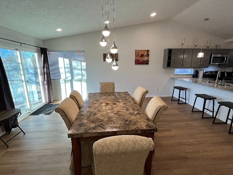 Furnished Finder property 473490_1 photo 16