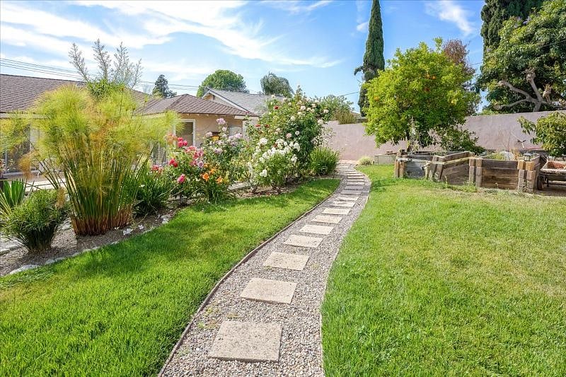 View Of Pathway Leading To Front Door of Guesthouse