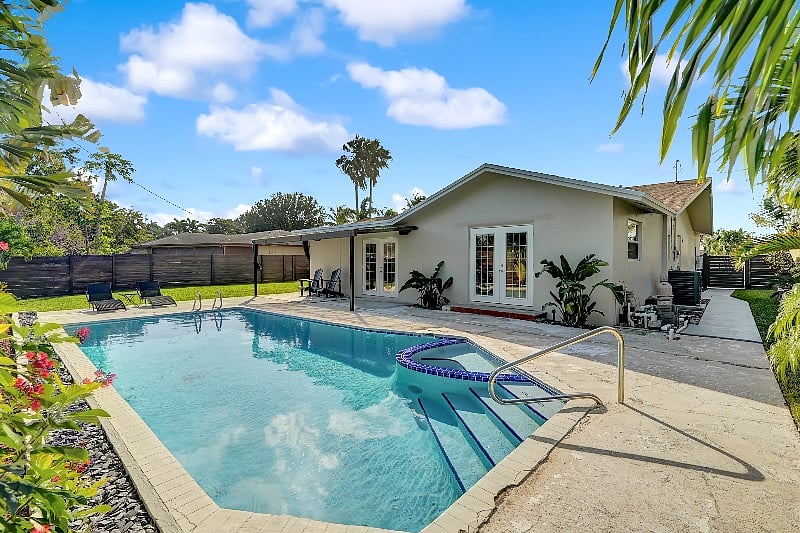 Furnished Finder property 473546_1 photo 32
