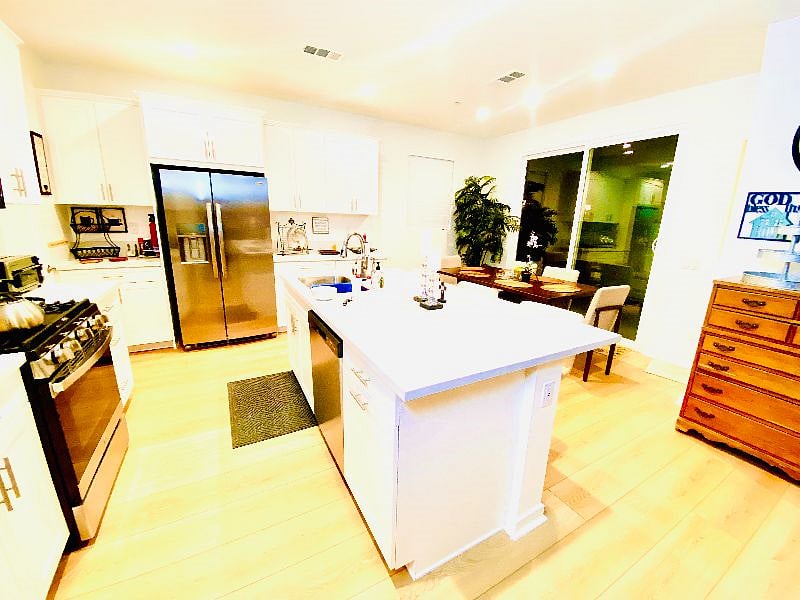 Furnished Finder property 473672_2 photo 7