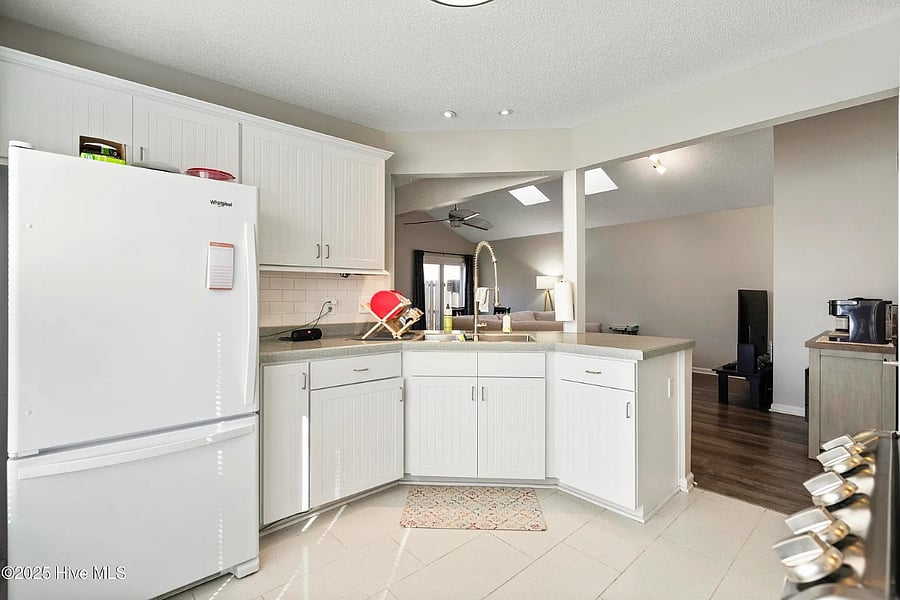 Furnished Finder property 473813_1 photo 10