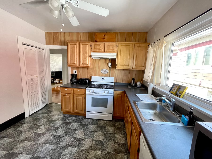 Furnished Finder property 473816_2 photo 8