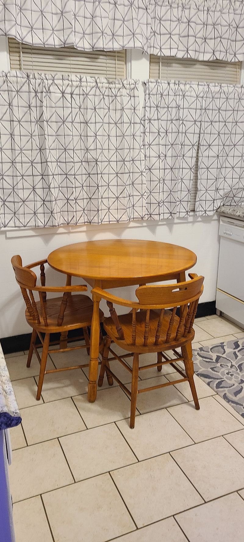 Kitchen table