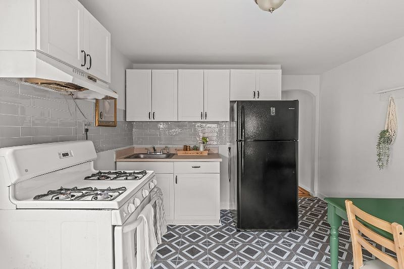 Furnished Finder property 474019_1 photo 2