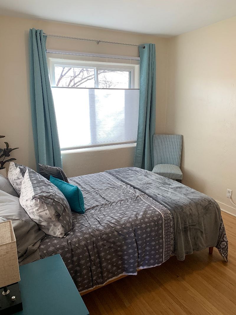 Bedroom 2 with Full bed and desk