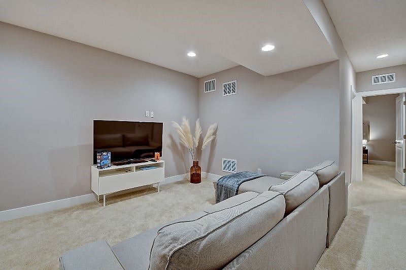 Furnished Finder property 474192_1 photo 22