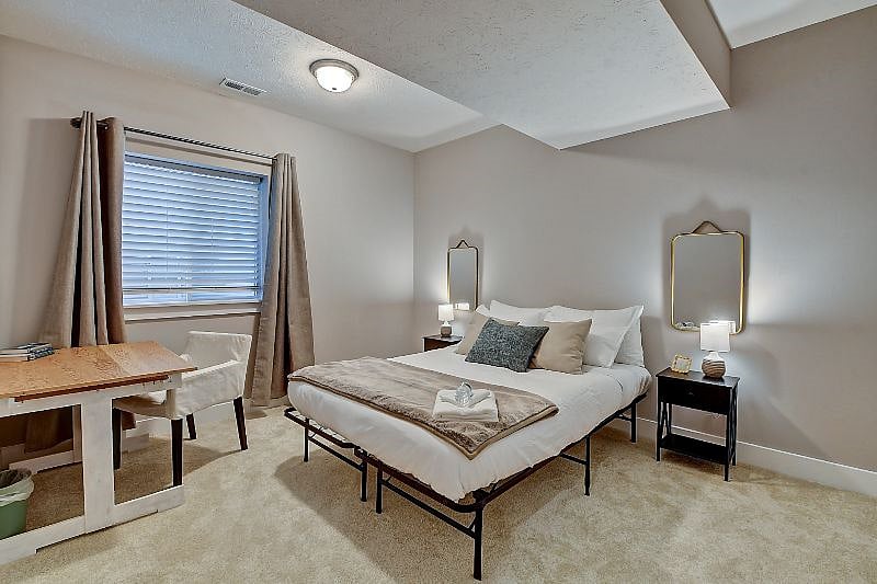 Furnished Finder property 474192_1 photo 24