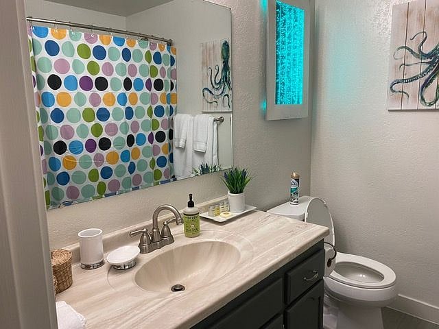 Main Bathroom