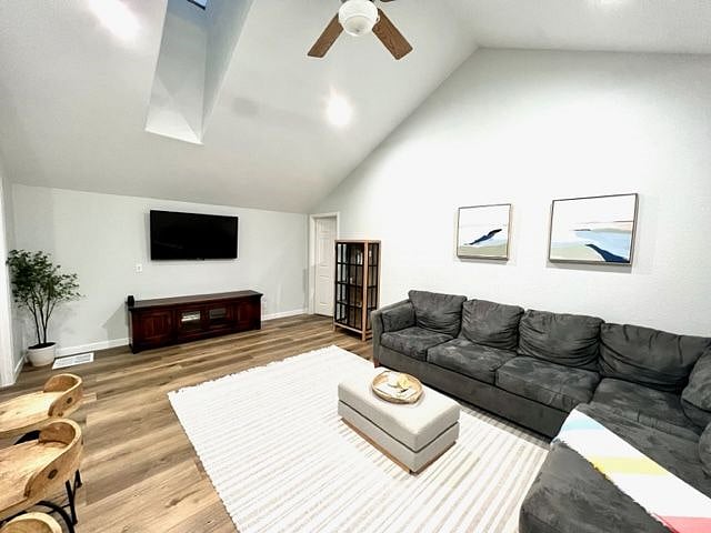 Furnished Finder property 474353_1 photo 4