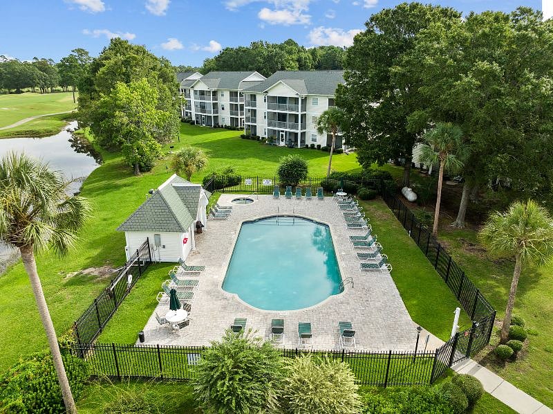Don't forget your swim gear to enjoy the outdoor pool