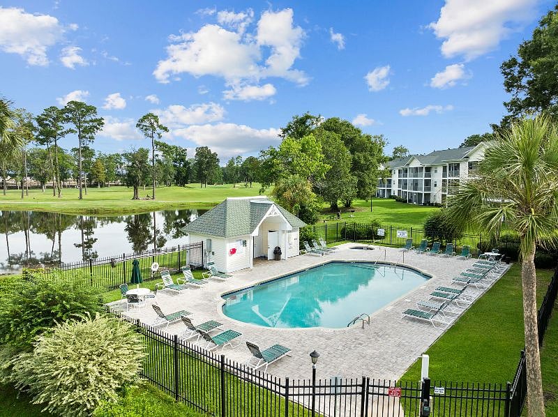 Don't forget your swim gear to enjoy the outdoor pool