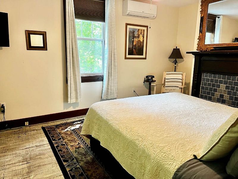 Main Level, Bedroom 2