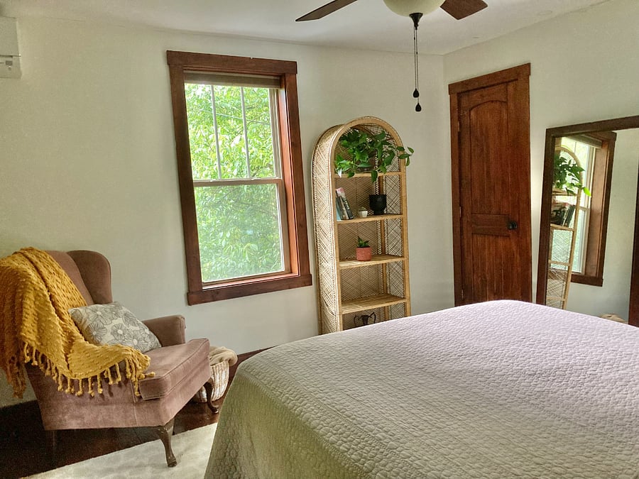 Upstairs Level, Bedroom