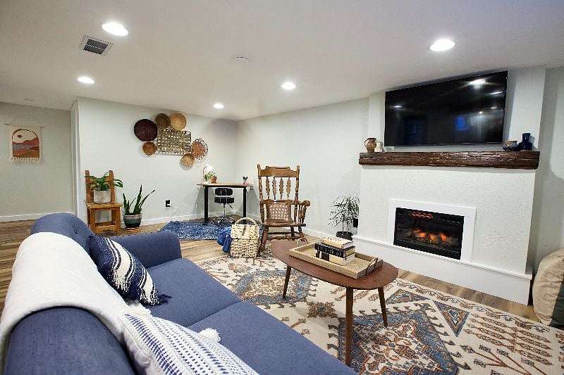 Furnished Finder property 474585_1 photo 8
