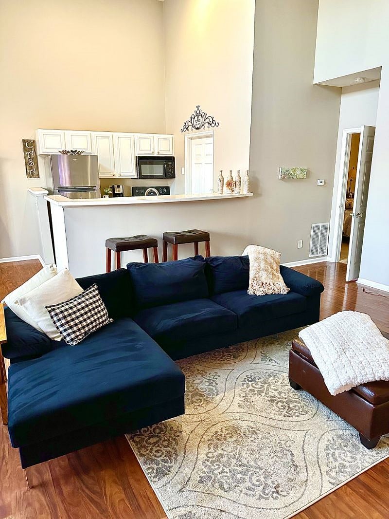 Furnished Finder property 474617_1 photo 2