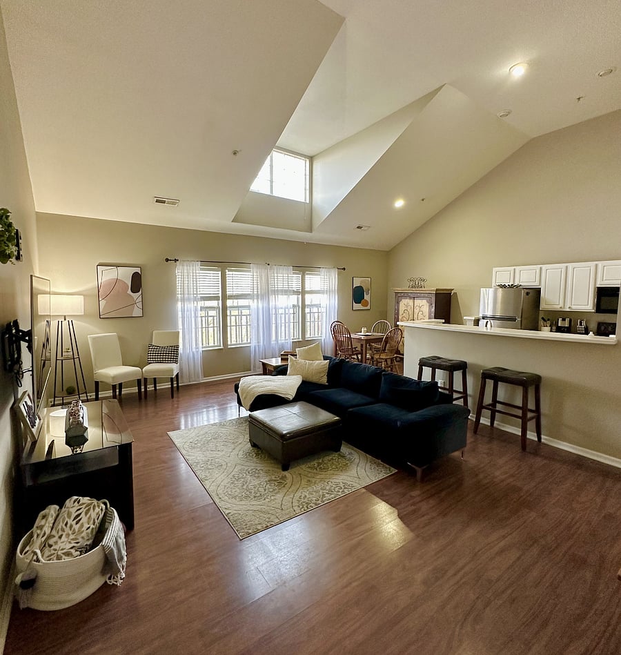 Furnished Finder property 474617_1 photo 1