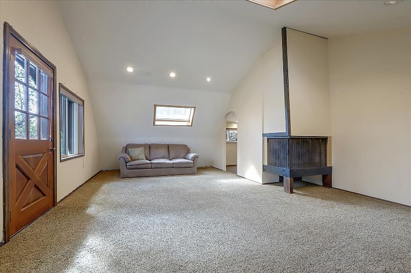 Furnished Finder property 474832_1 photo 3