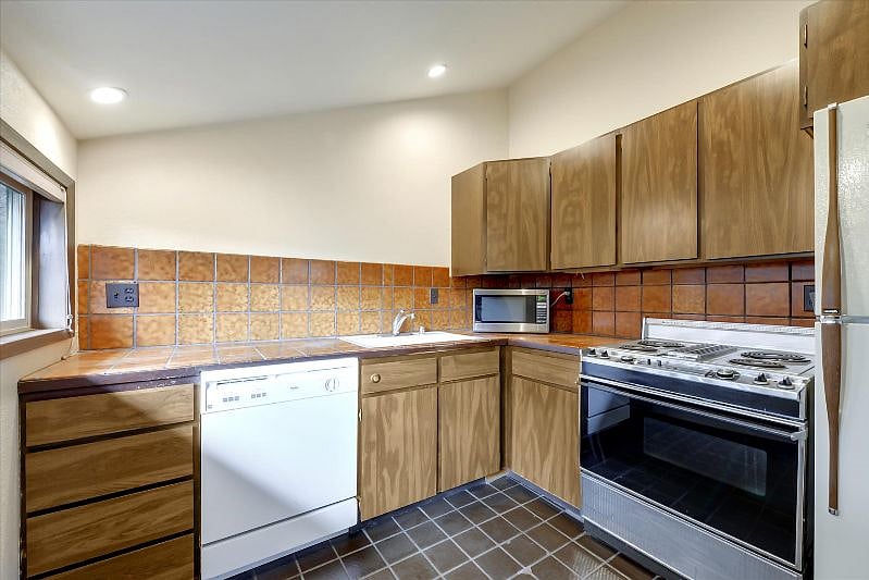 Furnished Finder property 474832_1 photo 6