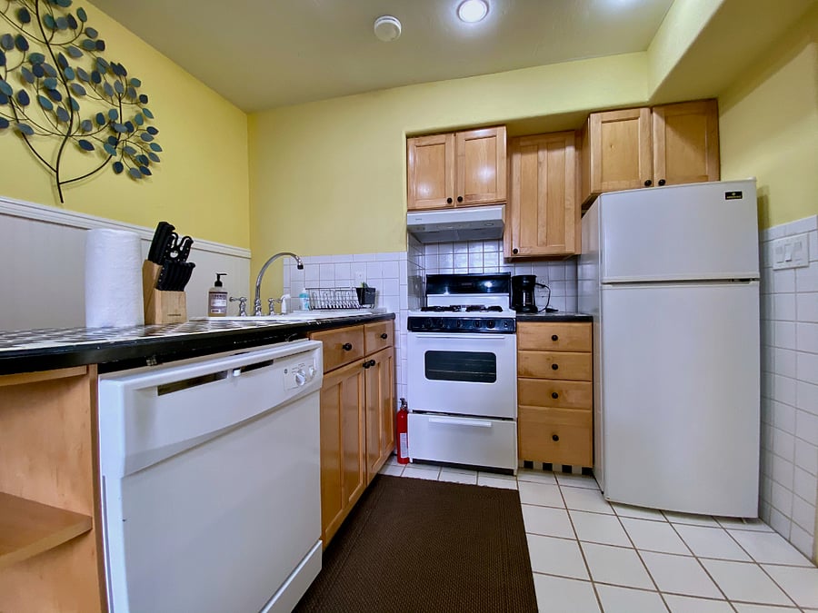 Furnished Finder property 474909_2 photo 7