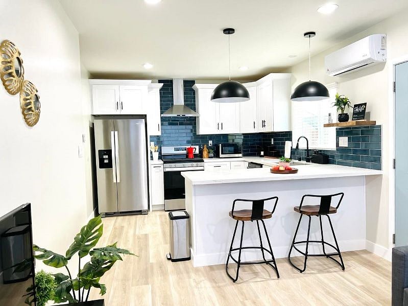 Furnished Finder property 475003_1 photo 17
