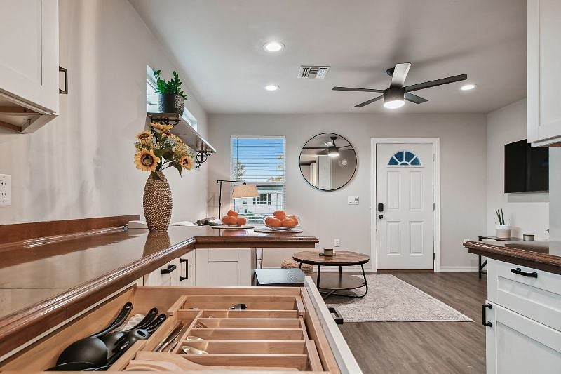 Furnished Finder property 475026_1 photo 30