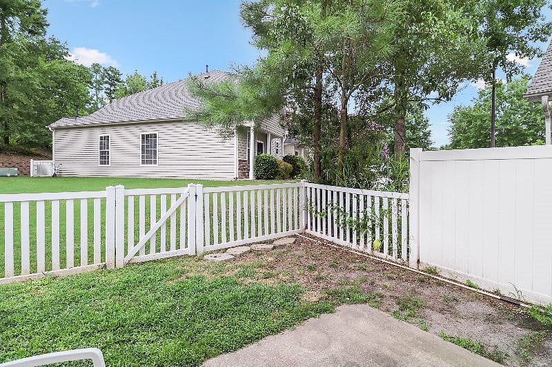 Fenced Backyard for your pup!
