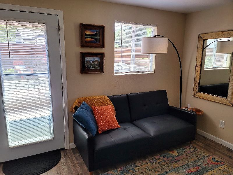 Furnished Finder property 475067_1 photo 8