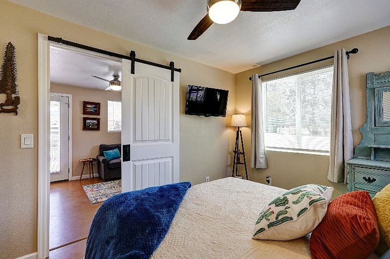 Furnished Finder property 475067_1 photo 6