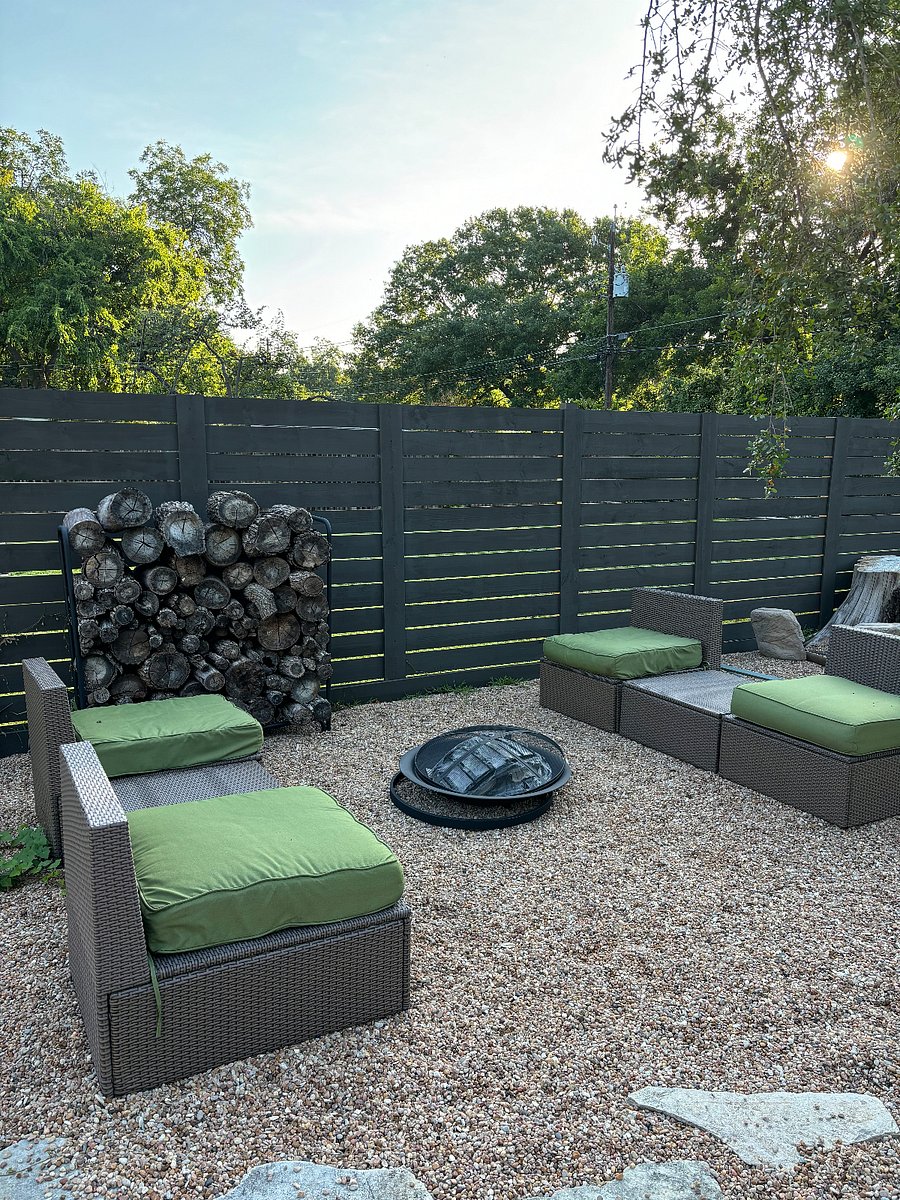 Firepit and conversation area