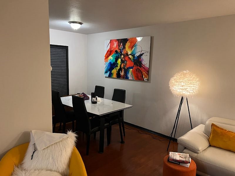 Furnished Finder property 475101_1 photo 3