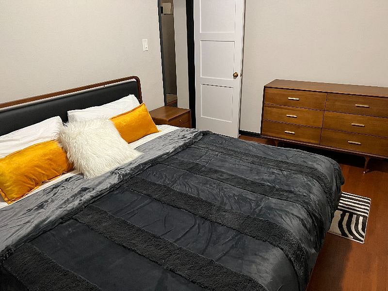 Furnished Finder property 475101_1 photo 9