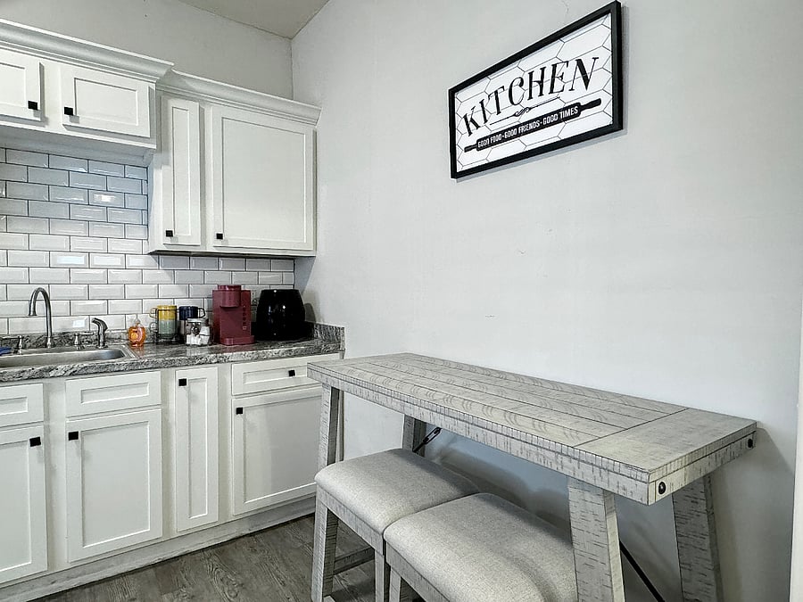 Furnished Finder property 475119_7 photo 6