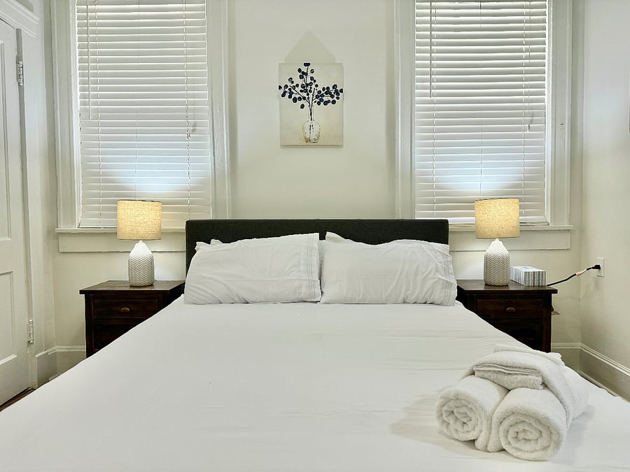 Furnished Finder property 475119_8 photo 16