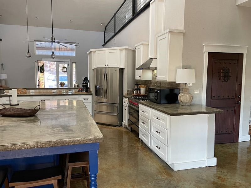 Furnished Finder property 475189_1 photo 6