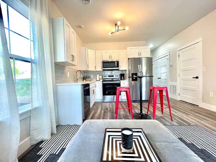Furnished Finder property 475194_1 photo 28